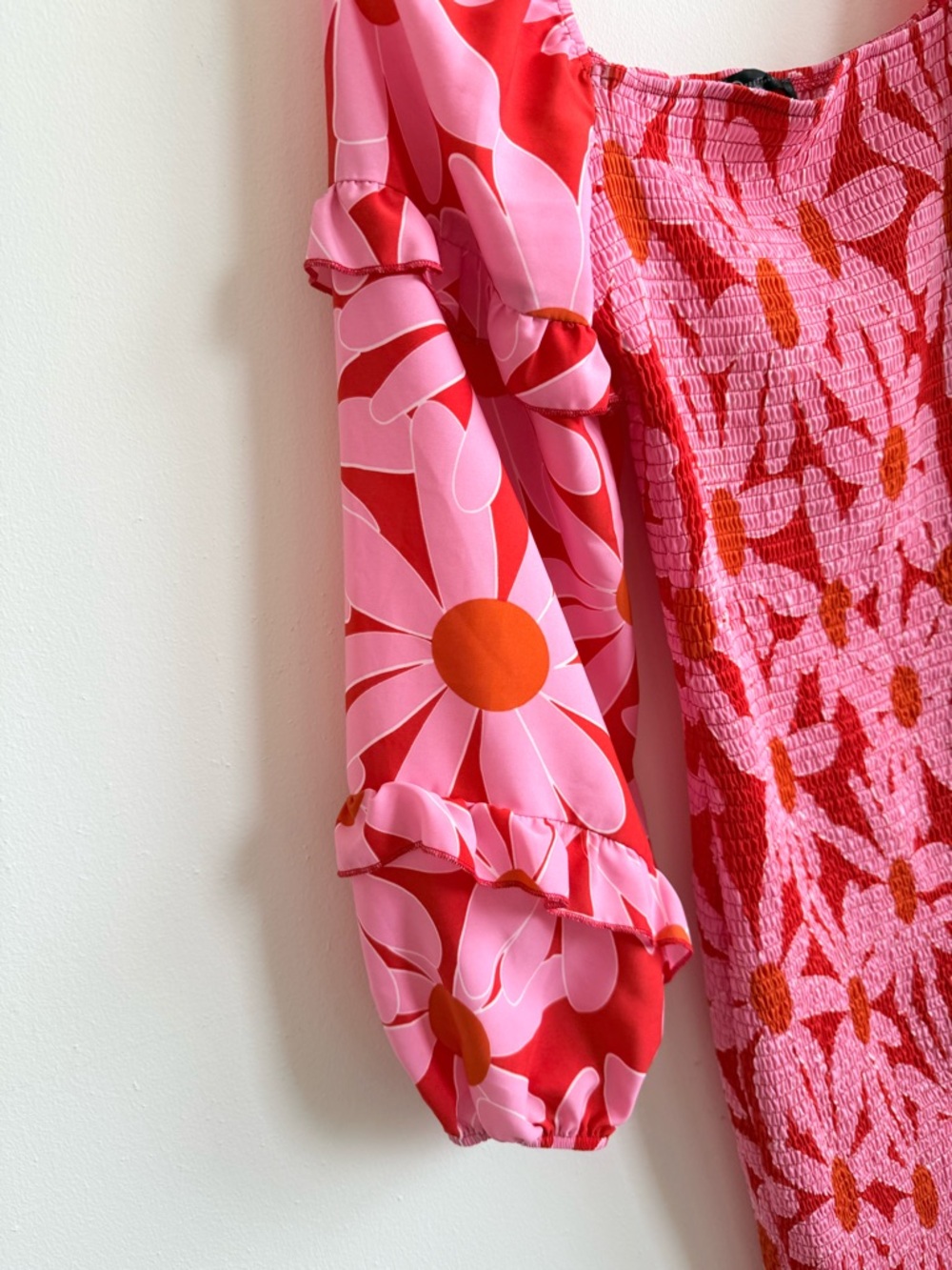 Pretty Garden Floral Smocked Puff Sleeve Dress - Picture 4 of 4